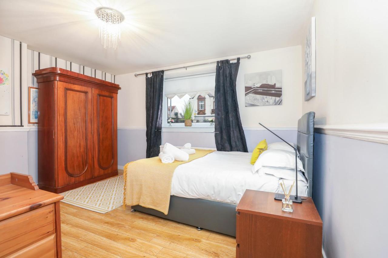 Beautiful 4 Bedroom Cottage - Ideal Location - Free Parking Edinburgh Exterior photo